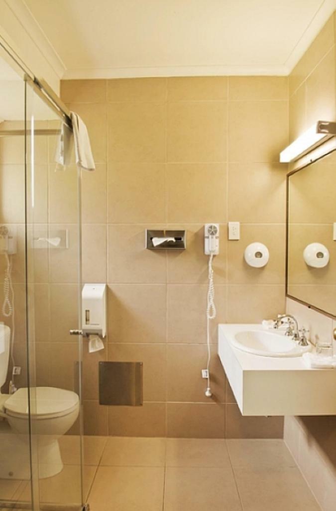 Lamplighter Motel Oakleigh Bagian luar foto